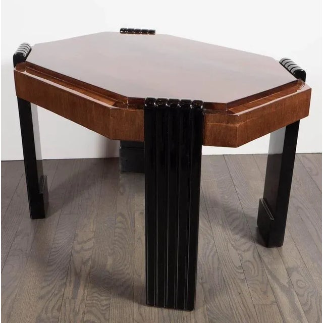 Art Deco Streamlined Octagonal Occasional Table in Bookmatched Burled Walnut For Sale In New York - Image 6 of 10