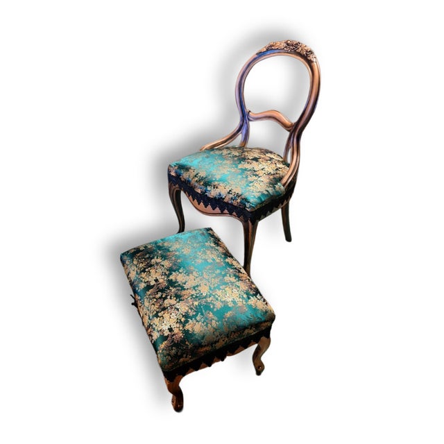 Late 19th Century The Jade Aviary Chair and Ottoman | the Verdant Society Collection For Sale - Image 9 of 12