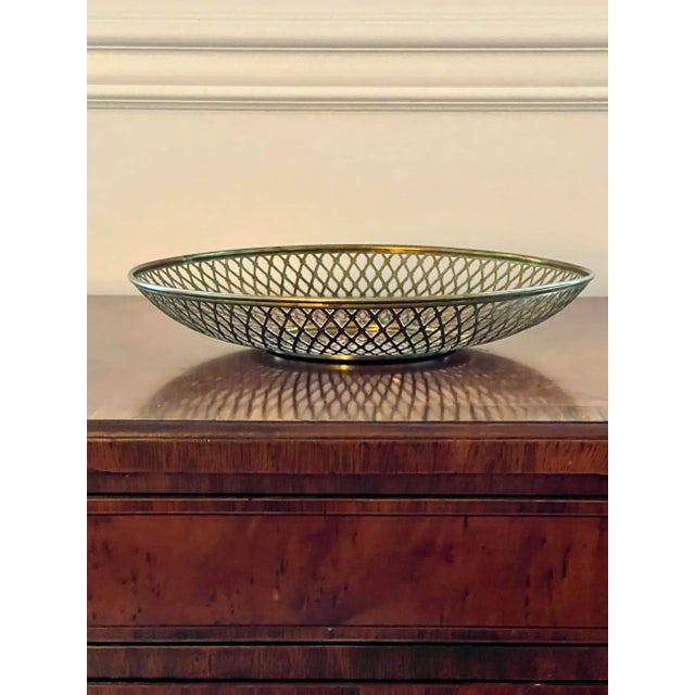 1960s Vintage Diamond Motif Brass Basket For Sale - Image 5 of 6