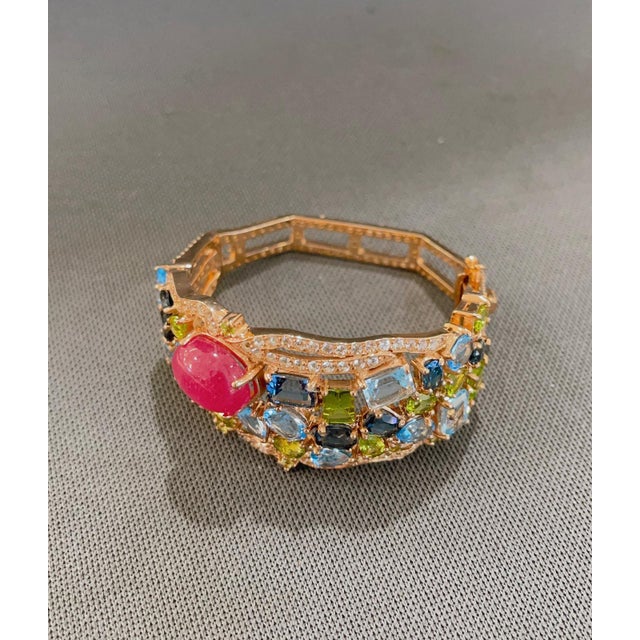 Baroque Bochic "Capri" Vintage London Topaz, Ruby & Peridot Bangle -18K Gold & Silver For Sale - Image 3 of 18