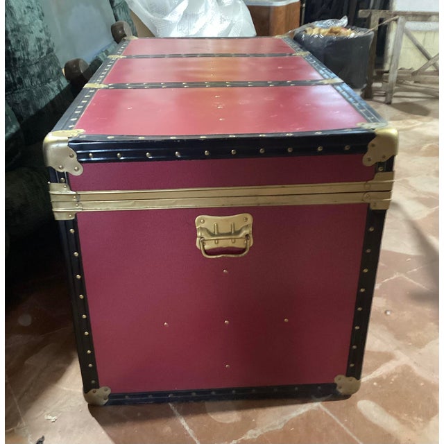 Vintage Wood and Metal Travel Trunk, Italy, 1950s For Sale - Image 4 of 14
