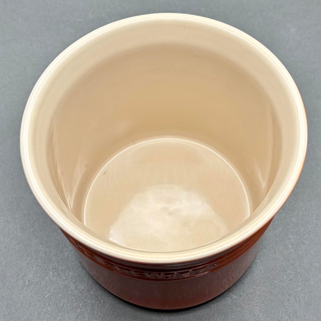 Vintage Le Creuset Orange Stoneware 2.75 Qt Large Utensil Crock For Sale In New York - Image 6 of 7