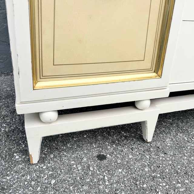 Hollywood Regency White and Gold Credenza by American of Martinsville For Sale - Image 10 of 12