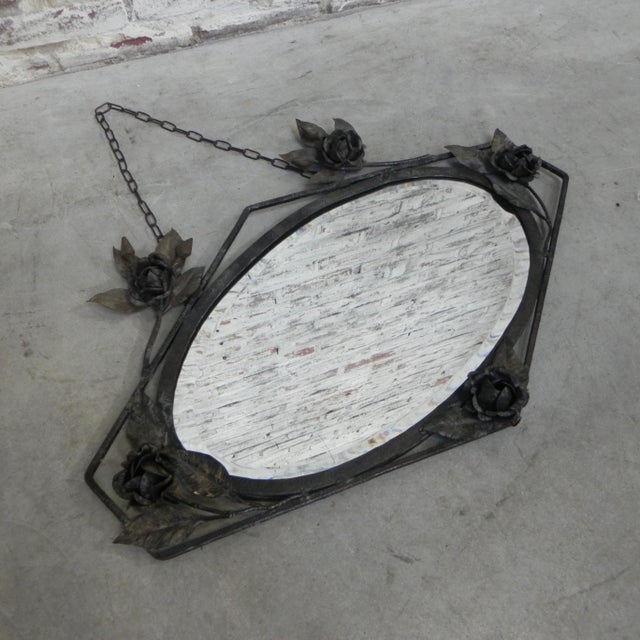 Height: 71 cm (including chain). Height excluding chain: 50 cm. Width: 72 cm. Depth: 5 cm. Origin: France, 1930s....