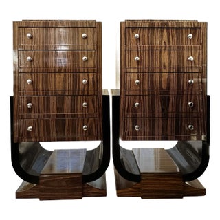 Early 20th Century Pair of Art Deco Chests For Sale