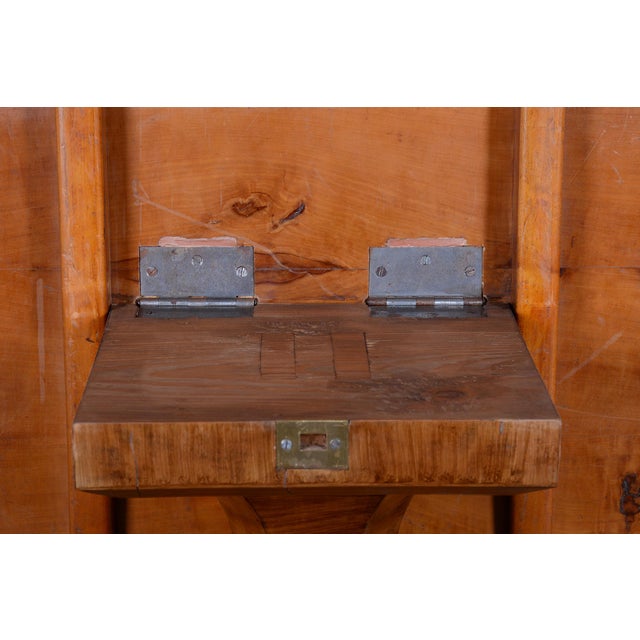 Czech Biedermeier Dining Table in Walnut, 1830s For Sale - Image 13 of 18