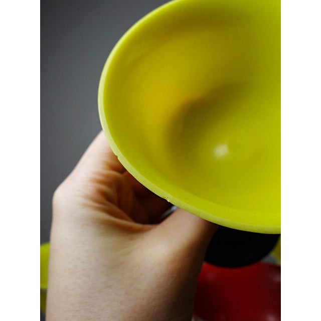 Metal Vintage Art Deco Dessert Bowls from Nudawn & Catalin, Canada, 1930s, Set of 4 For Sale - Image 7 of 10