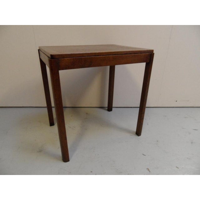 Art Deco Oak Side Table, 1920s, in Very Good conditions. Designed 1920 to 1949