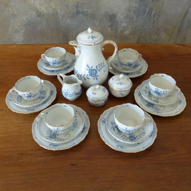 Porcelain Coffee Service from Meissen, 1940s, Set of 22 For Sale - Image 12 of 13