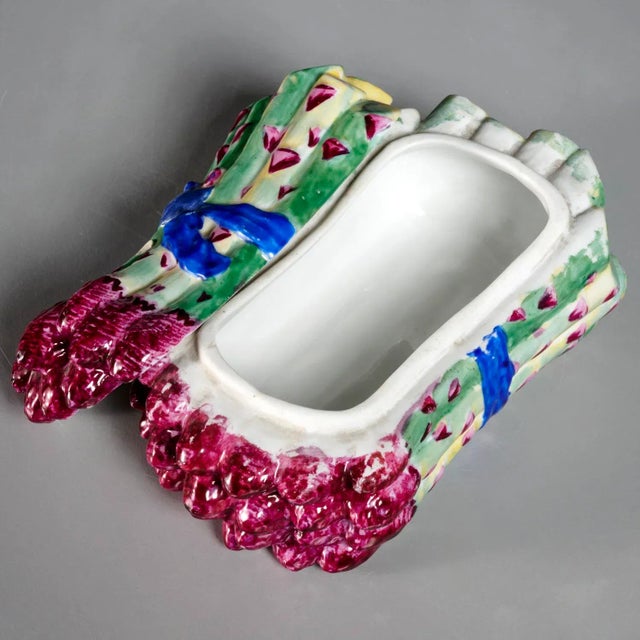 18th Century German Porcelain Trompe L’Oeil Asparagus Tureen For Sale - Image 4 of 5