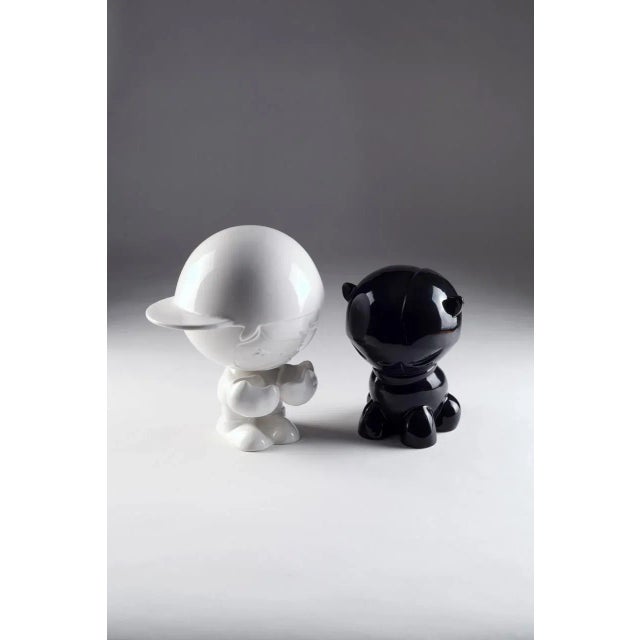 Ceramic sculptures Tvboy collection, designed by Tvboy and produced by Superego Editions. The dimensions of Nico are 15 cm...