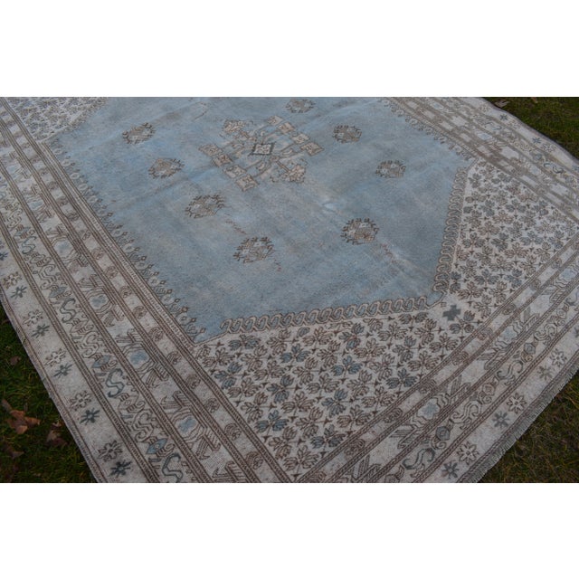 1970s Turkish Soft Color Oushak Rug 6'11'' X 8'8'' For Sale - Image 5 of 13