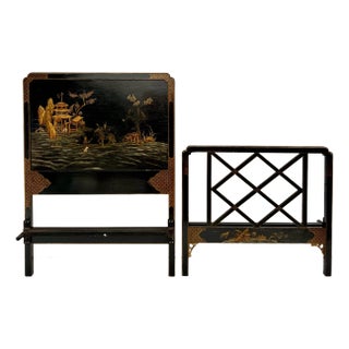 19th C. Chinoiserie English Black Lacquered Headboard and Footboard For Sale