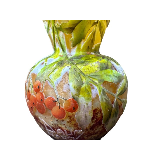 Art Nouveau Glass Cameo Vase with Birds Decor from Daum Nancy, France, 1910s For Sale - Image 3 of 10