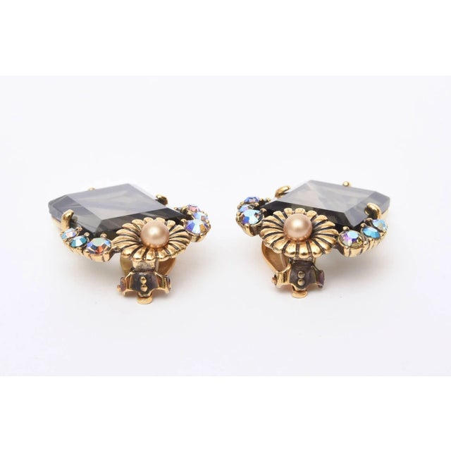Charcoal Vintage Elsa Schiaparelli Faceted Topaz Crystal Glass Clip on Earrings, 1940's For Sale - Image 8 of 8