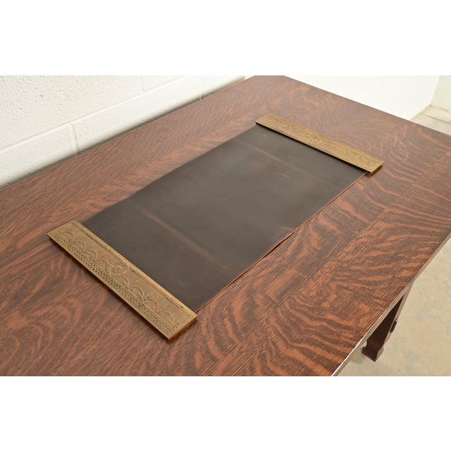 Art Deco Tiffany Studios New York Adam Pattern Bronze Doré Blotter Ends With Leather Desk Blotter For Sale - Image 3 of 14