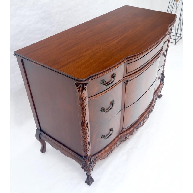 Flame Mahogany Bow Front Claw Feet 3 Drawers Dresser Chippindale Style MINT For Sale - Image 9 of 18