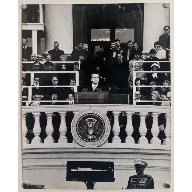 Printmaking Materials Fred McDarrah, Vintage Print Silver Gelatin Signed Photo President Richard Nixon Innaugural, 1992 For Sale - Image 7 of 7