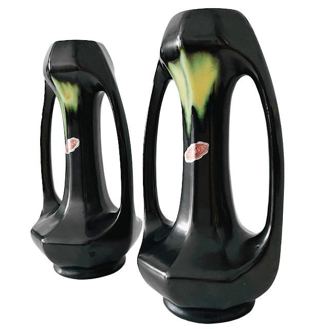 Art Nouveau Vases in Matte Black and Green Ceramic from Vesuve Pottery, Thulin, Belgium, 1910s, Set of 2 For Sale - Image 4 of 11