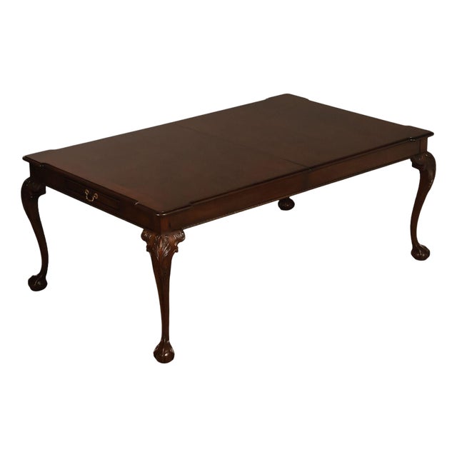 Henredon Rittenhouse Square Collection Chippendale Style Mahogany Expandable Dining Table For Sale