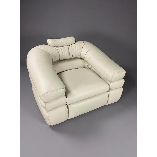 Mid-Century Modern Ivory Leather Straccio Lounge Chair from Zanotta, Italy For Sale - Image 14 of 15