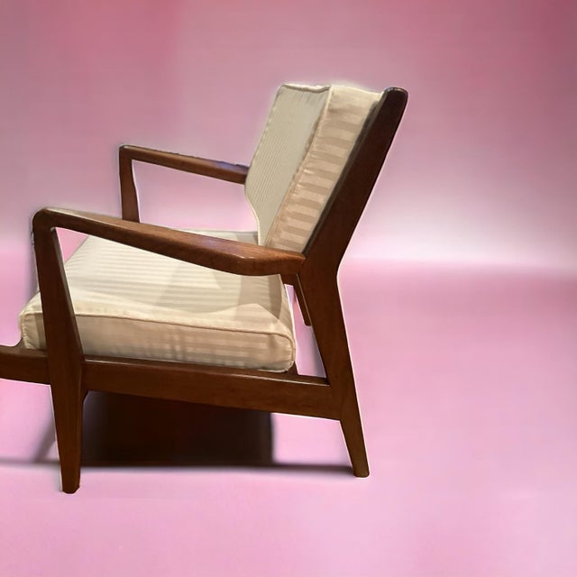 Jens Risom U430 1950’s Low Walnut Armchair For Sale - Image 9 of 10