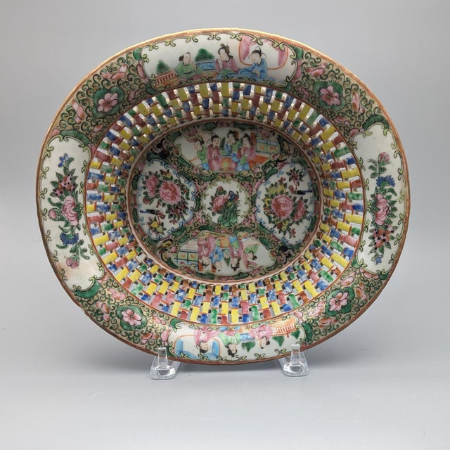 A perfect foundation for a beautiful table. Here is a Chinese export canton famille rose basket & undertray, circa 1875....