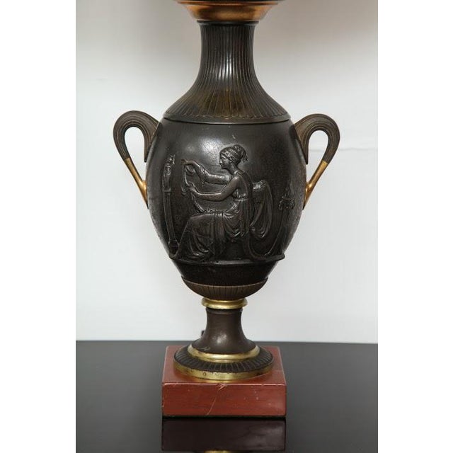 French Pair of Antique French Bronze Urn Lamps in the Neoclassic Manner For Sale - Image 3 of 7