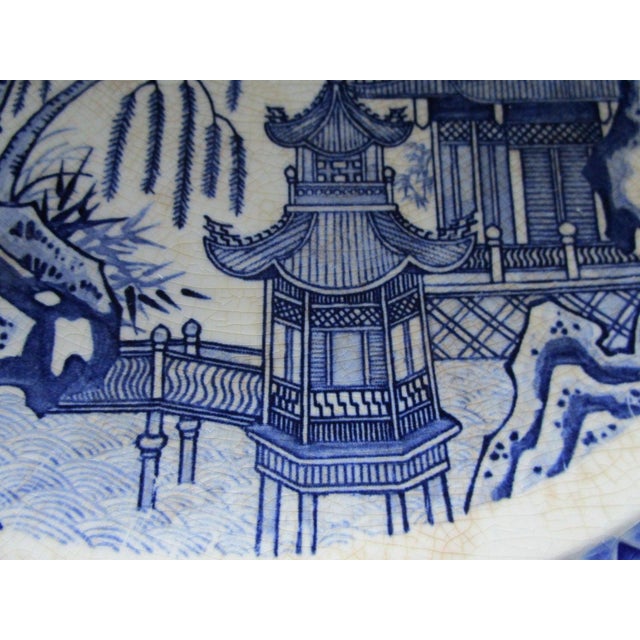 Early 20th Century Early 20th Century Blue and White Porcelain Chinese Export Charger with Mountains, Pagoda For Sale - Image 5 of 7
