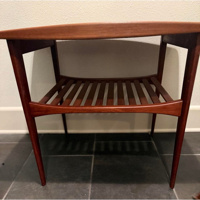 1960s John Stuart Mid-Century Modern Sculptural Wood End Table, Newly Refinished, C. 1960s For Sale - Image 5 of 9