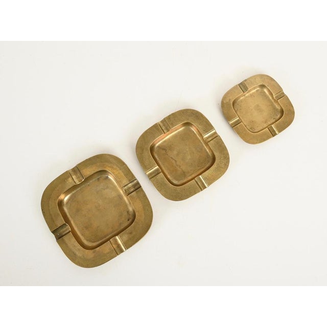 Italian Sculptural Brass Ashtrays by Carl Auböck, 1970s, Set of 3 For Sale - Image 12 of 15