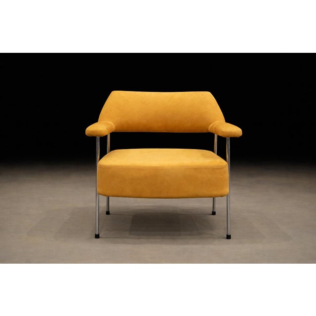 1950s Brazilian Modern Pair of Armchairs in Metal & Nubuck Leather by Joaquim Tenreiro, 1950s – Lot 322 For Sale - Image 5 of 14
