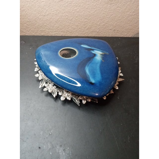 1970s 1970s Exquisite Signed Georgetown Art Studio Pottery Ikebana Vase W/ Flower Frog For Sale - Image 5 of 8