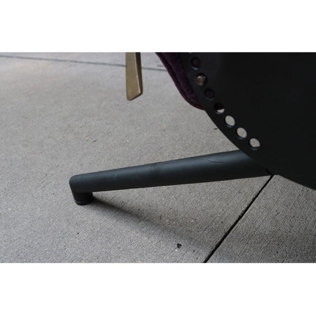 P40 lounge chair designed by Osvaldo Borsani for Tecno. The adjustable lounge chair can be set to several different...