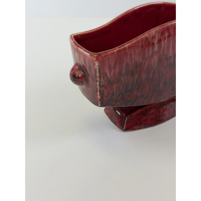 This modernist mantel vase by Shorter & Sons was produced in Staffordshire, England during the 1950s. Crafted in...