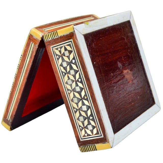 Mid 20th Century Handmade Moorish-Patterned Mother-of-Pearl Inlaid Box For Sale - Image 4 of 6