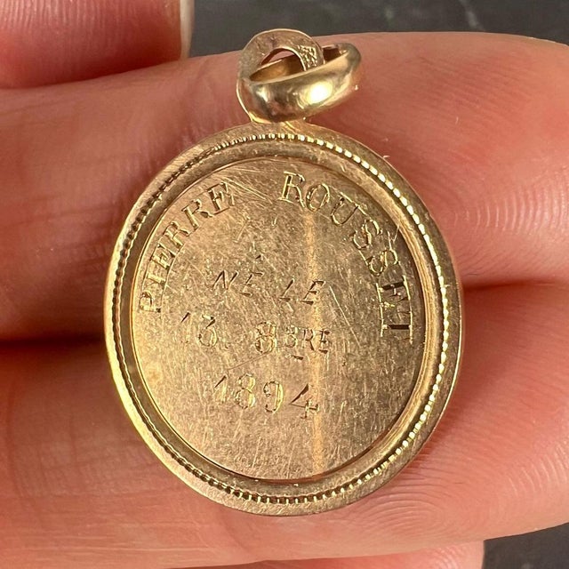 Antique French Engraved Virgin Mary 18 Karat Rose Gold Religious Medal Pendant, 1890s For Sale - Image 9 of 17