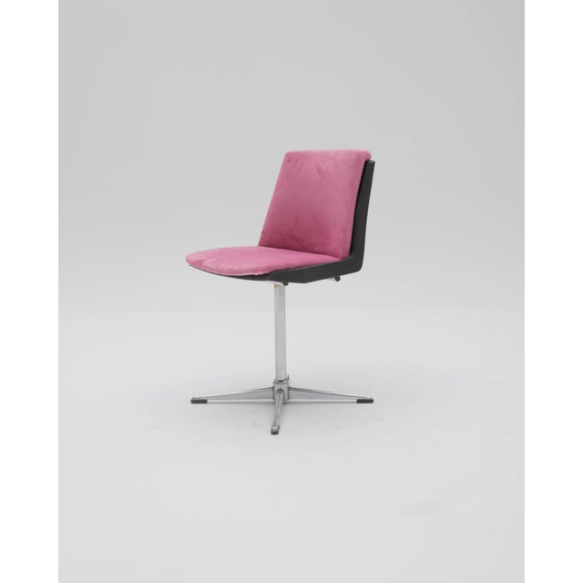 This set of four Space Age-style swivel chairs, designed by the renowned Belgian sculptor and designer Jean-Paul Emonds-...