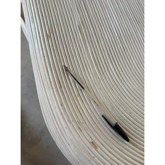 1980’s Vintage Betty Cobonpue Style Pencil Reed Storage Trunk / Table For Sale - Image 9 of 18