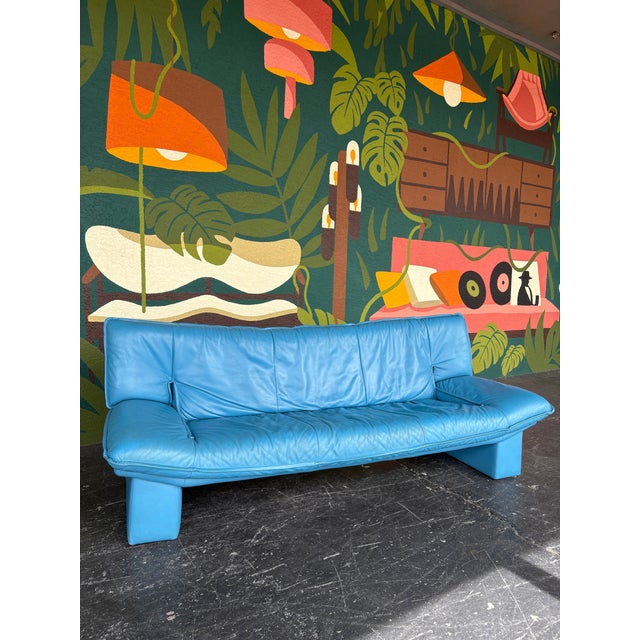 Vintage Teal Blue Post Modern Nicoletti Salotti attrb Italian Leather Sofa. Long sculptural frame with a fun pop of color....