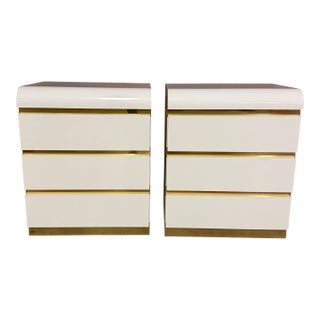 Pair of Vintage 1980s Postmodern Waterfall White Lacquer Nightstands For Sale