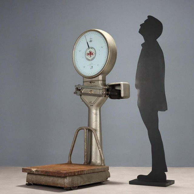 Alfa Bilici Varese scales, maximum capacity 150 kg. This piece is attributed to the mentioned designer/maker. It has no...