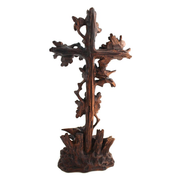 Antique 19th Century Black Forest Hand-Carved Wooden Cross With Birds and Acorns For Sale In Dallas - Image 6 of 14