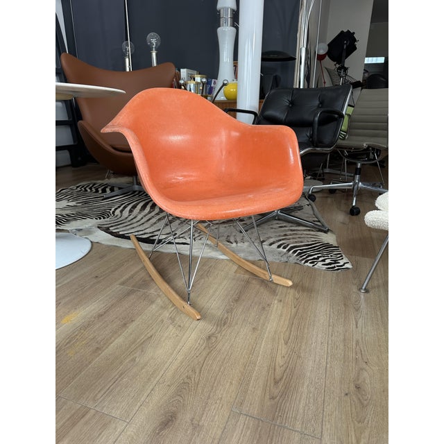1970s Fiberglass Rocking Armchair by Charles and Ray Eames, 1970s For Sale - Image 5 of 9