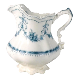 Johnson Brothers Flow Blue 40 Ounce Pitcher in Glenwood