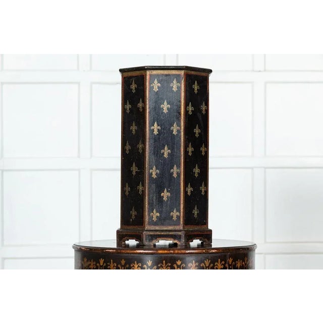 Napoleon III French Fleur De Lis Painted Umbrella Stand, 1860s For Sale - Image 9 of 12