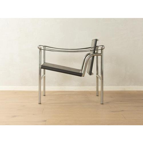 LC1 Armchair, Le Corbusier, Cassina accomplished design: perfect proportions and noticeable attention to detailhigh-...