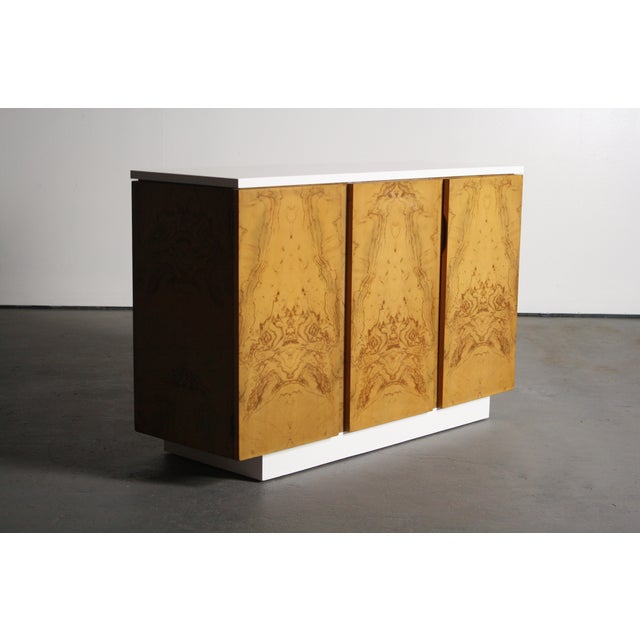 Brown Milo Baughman Burl Wood 2-Tone Credenza Buffet For Sale - Image 8 of 11