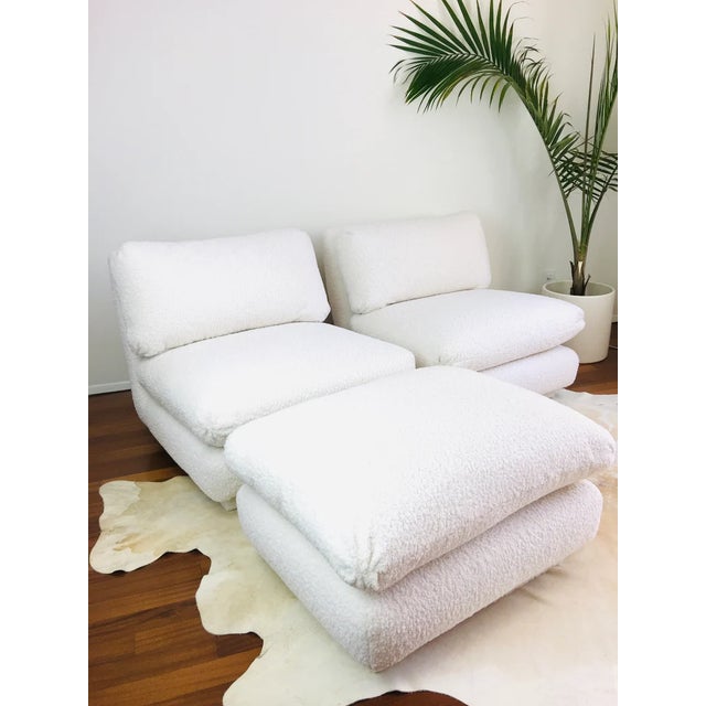Mid-Century Modern Vintage 1970s Pair of Modern Slipper Chairs & Ottoman in White Faux Shearling / Boucle Upholstery by Marge Carson For Sale - Image 3 of 11