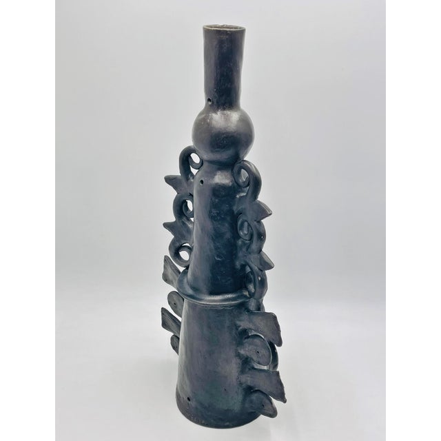 Black 1960s Barro Negro Sculpture by Doña Rosa of Coyotepec Oaxaca, Hand-Signed, Mexican Art For Sale - Image 8 of 18